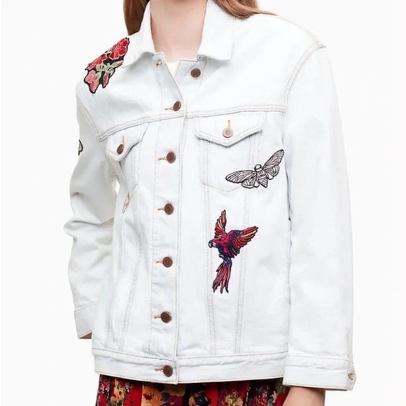 Little Moon Aritzia Dianthus White Denim Patch Decal Jacket L - Picture 5 of 16